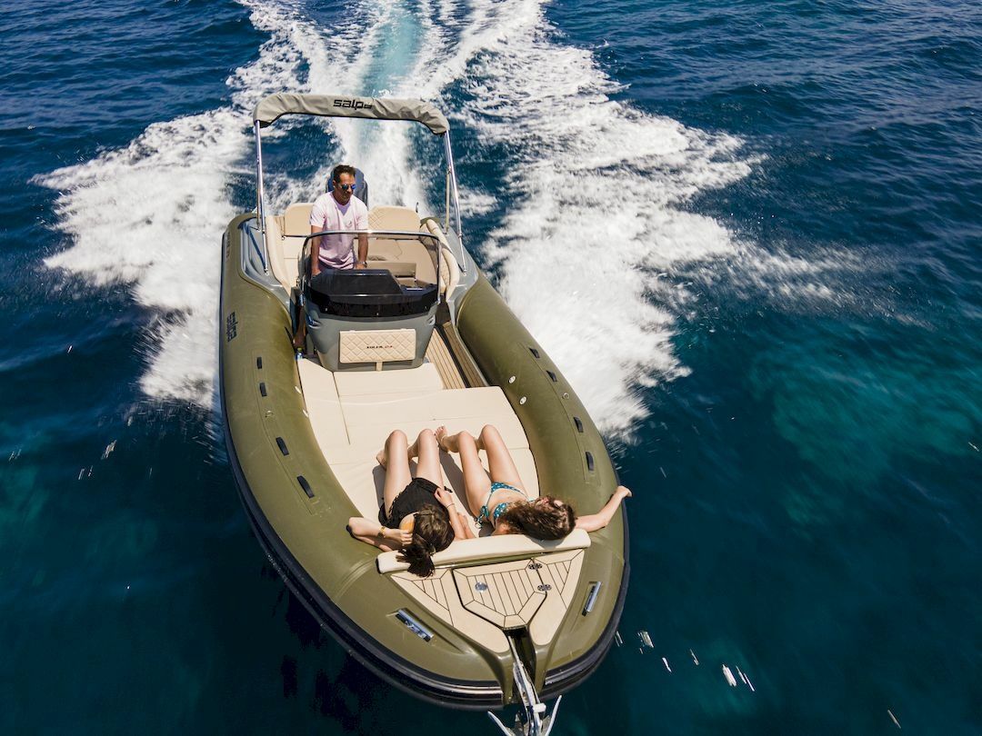 Salpa Soleil 23 | Idomeneus