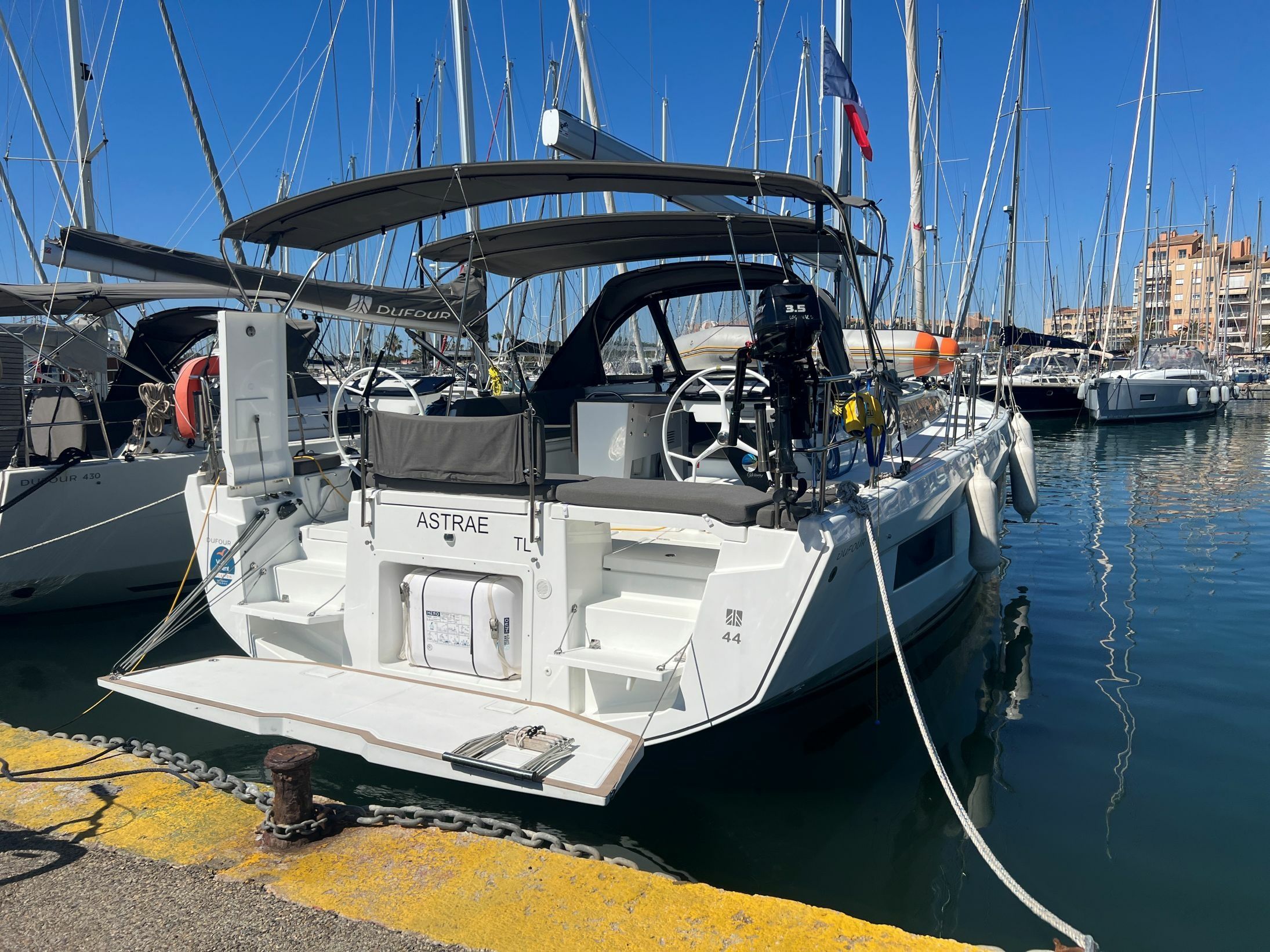 Dufour 44 | Astrae