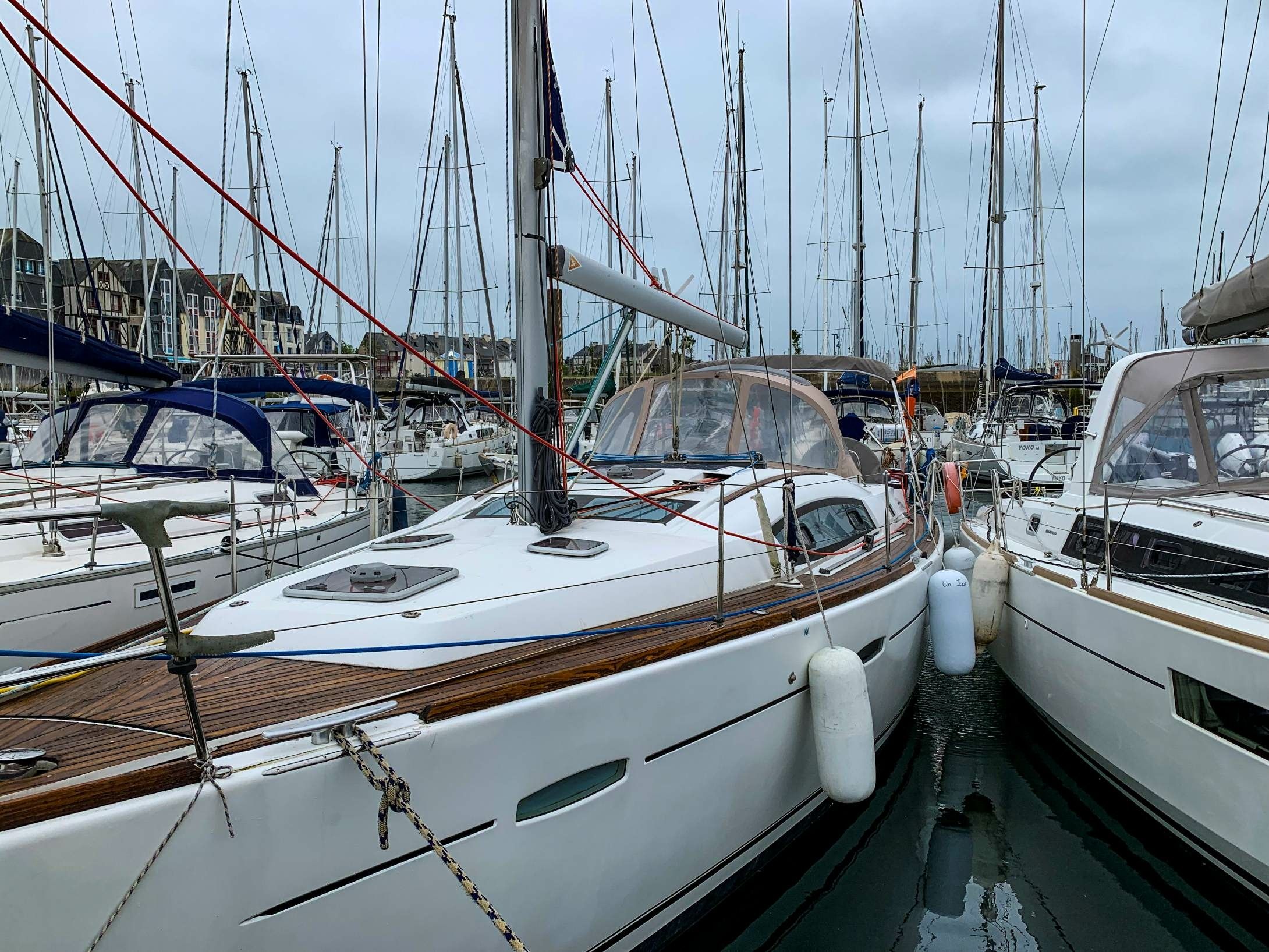 Beneteau Oceanis 40 | Un Jour