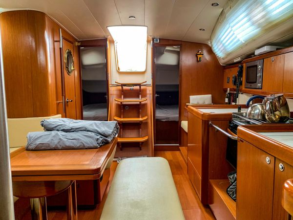 Beneteau Oceanis 40 | Un Jour