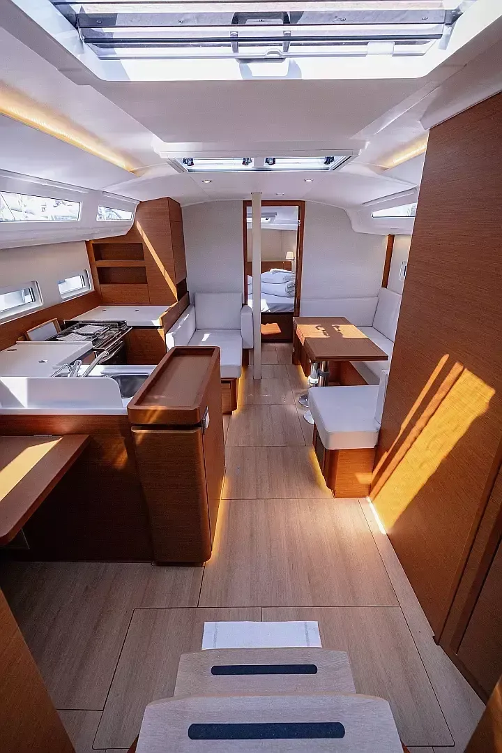 Jeanneau Sun Odyssey 410 | Purr
