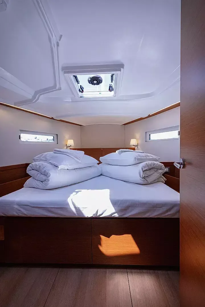 Jeanneau Sun Odyssey 410 | Purr