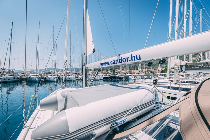 Jeanneau Sun Odyssey 410 | Purr