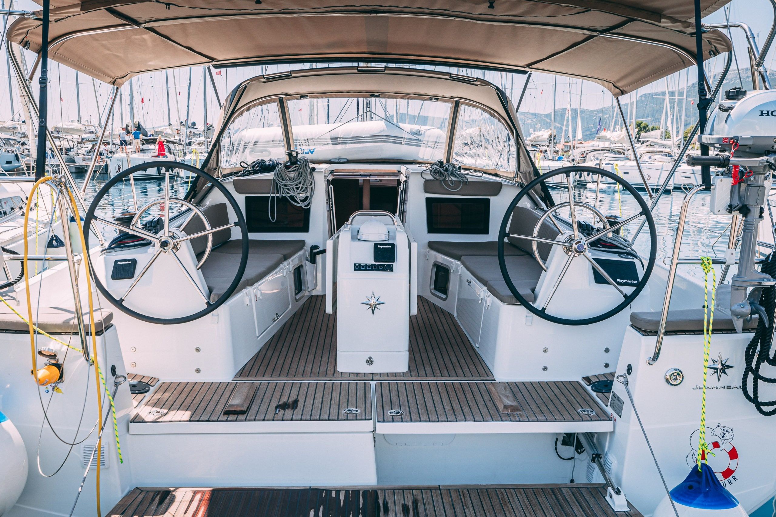 Jeanneau Sun Odyssey 410 | Purr