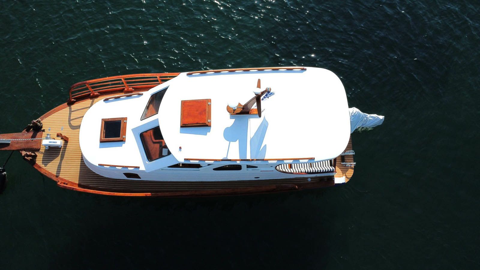 Custom Built 30 | Sapientza Cruiser