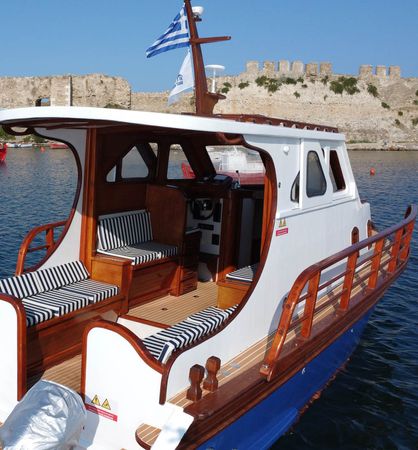 Custom Built 30 | Sapientza Cruiser