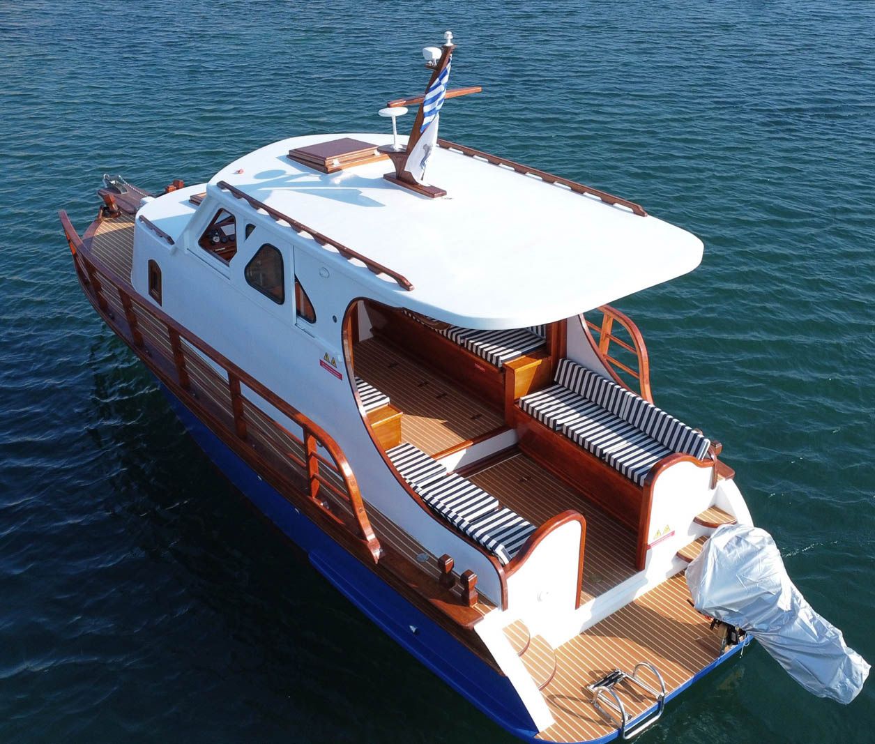 Custom Built 30 | Sapientza Cruiser