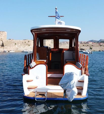 Custom Built 30 | Sapientza Cruiser