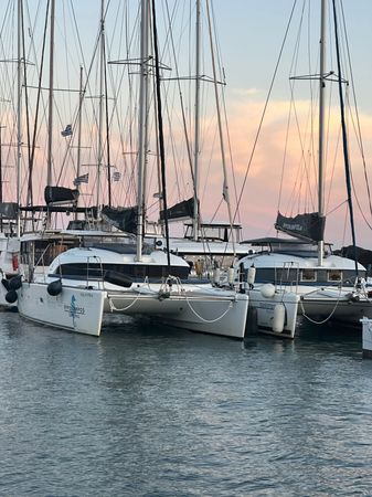 Lagoon 380 | Valkyria