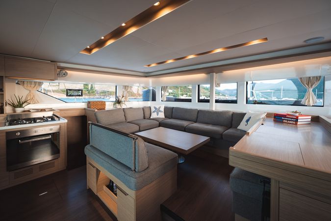 Lagoon 51 | Athena Blu