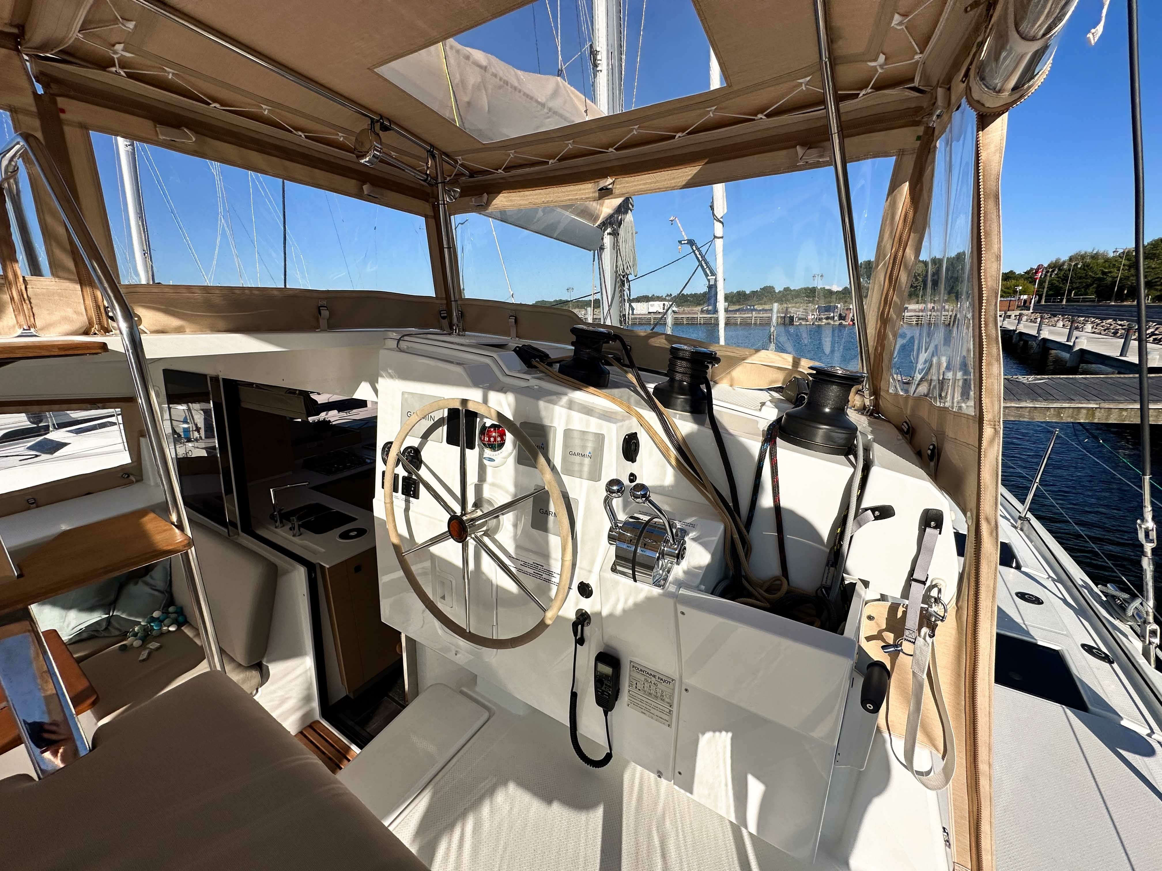Fountaine Pajot Isla 40 | One of Us
