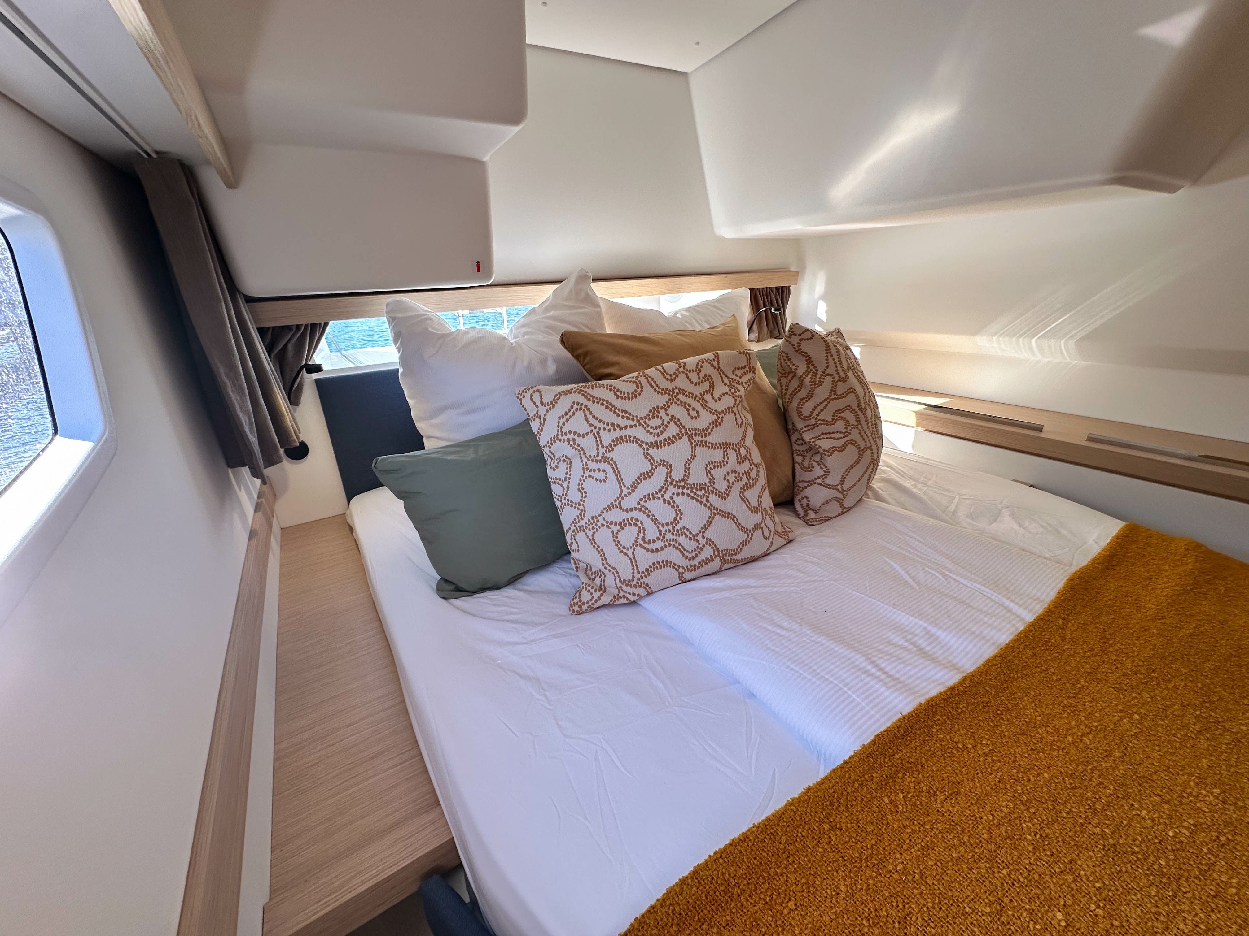 Fountaine Pajot Isla 40 | One of Us