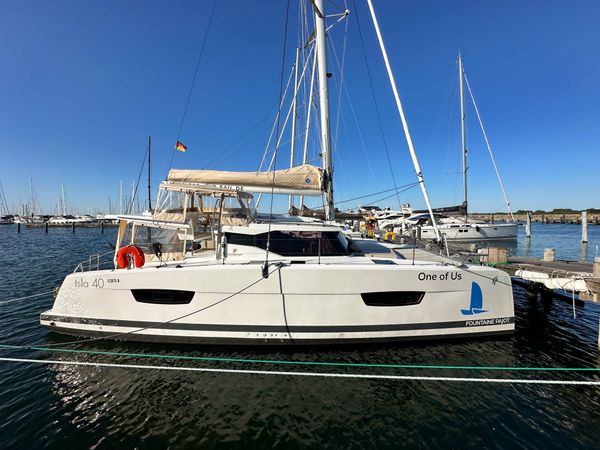 Fountaine Pajot Isla 40 | One of Us