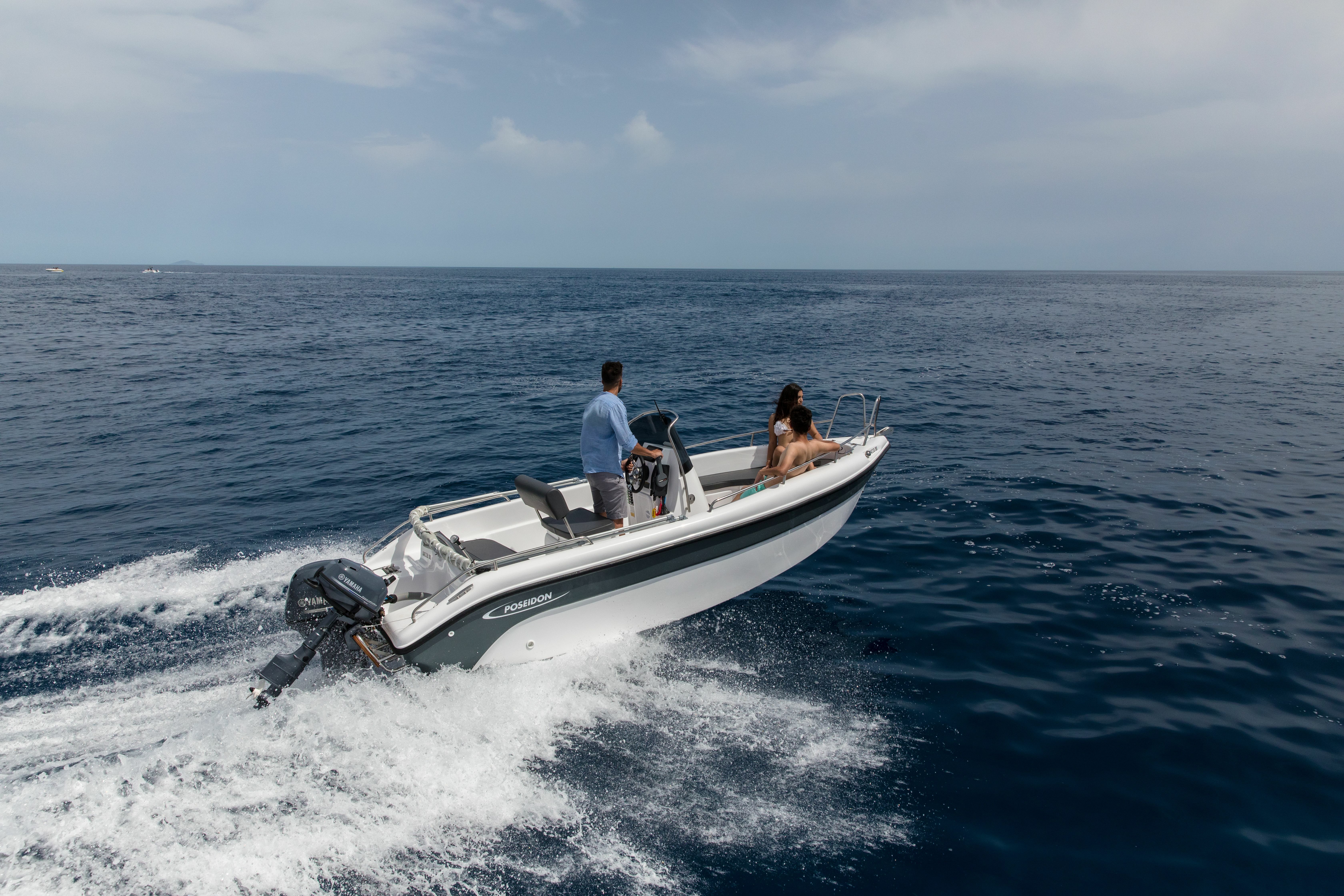 Poseidon Blu Water 170 | Dias