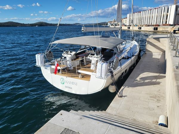 Hanse 548 | Kamini