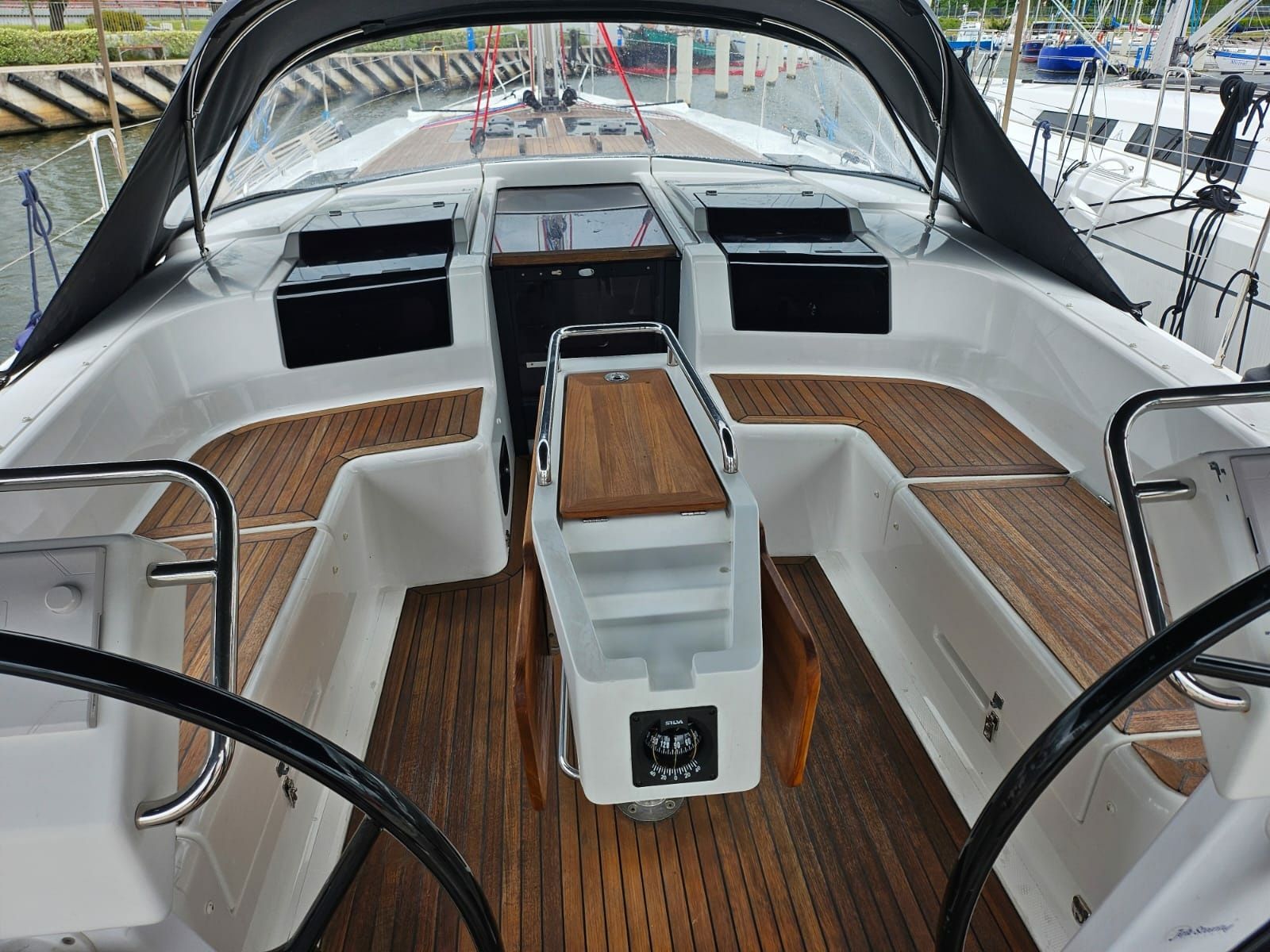 Hanse 548 | Kamini