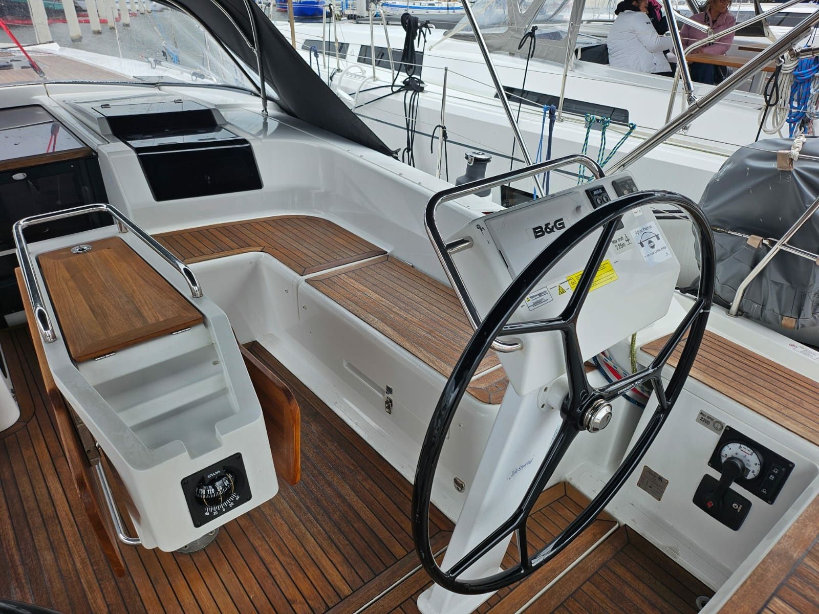 Hanse 548 | Kamini