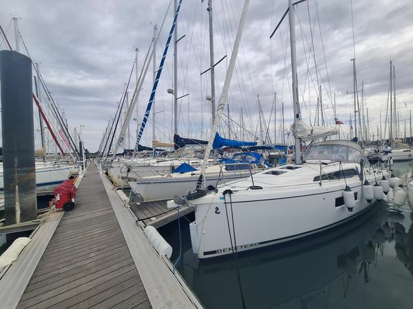 Beneteau Oceanis 30.1 | Petite Marie