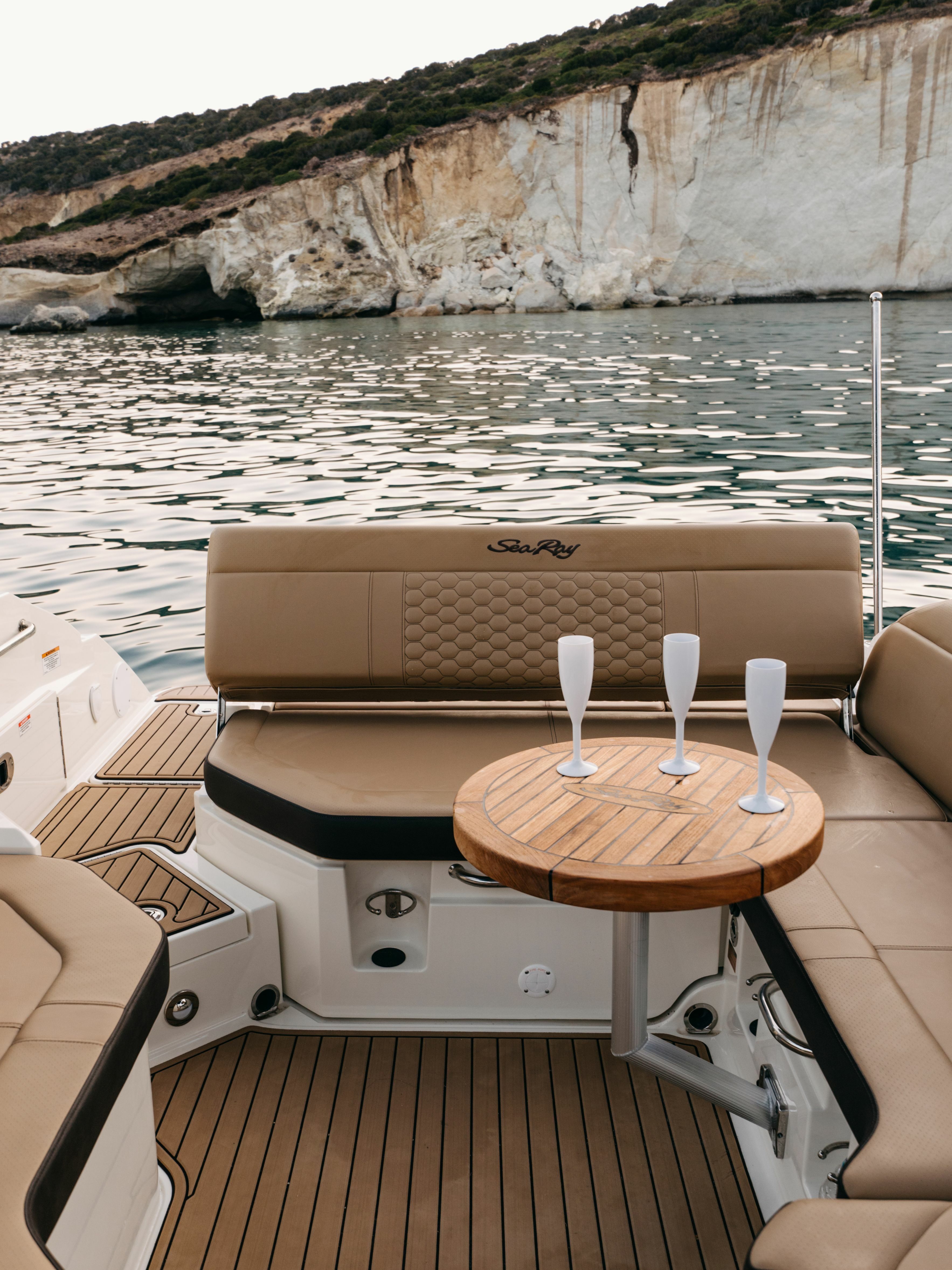 Sea Ray 250 | Sea Ray NBI