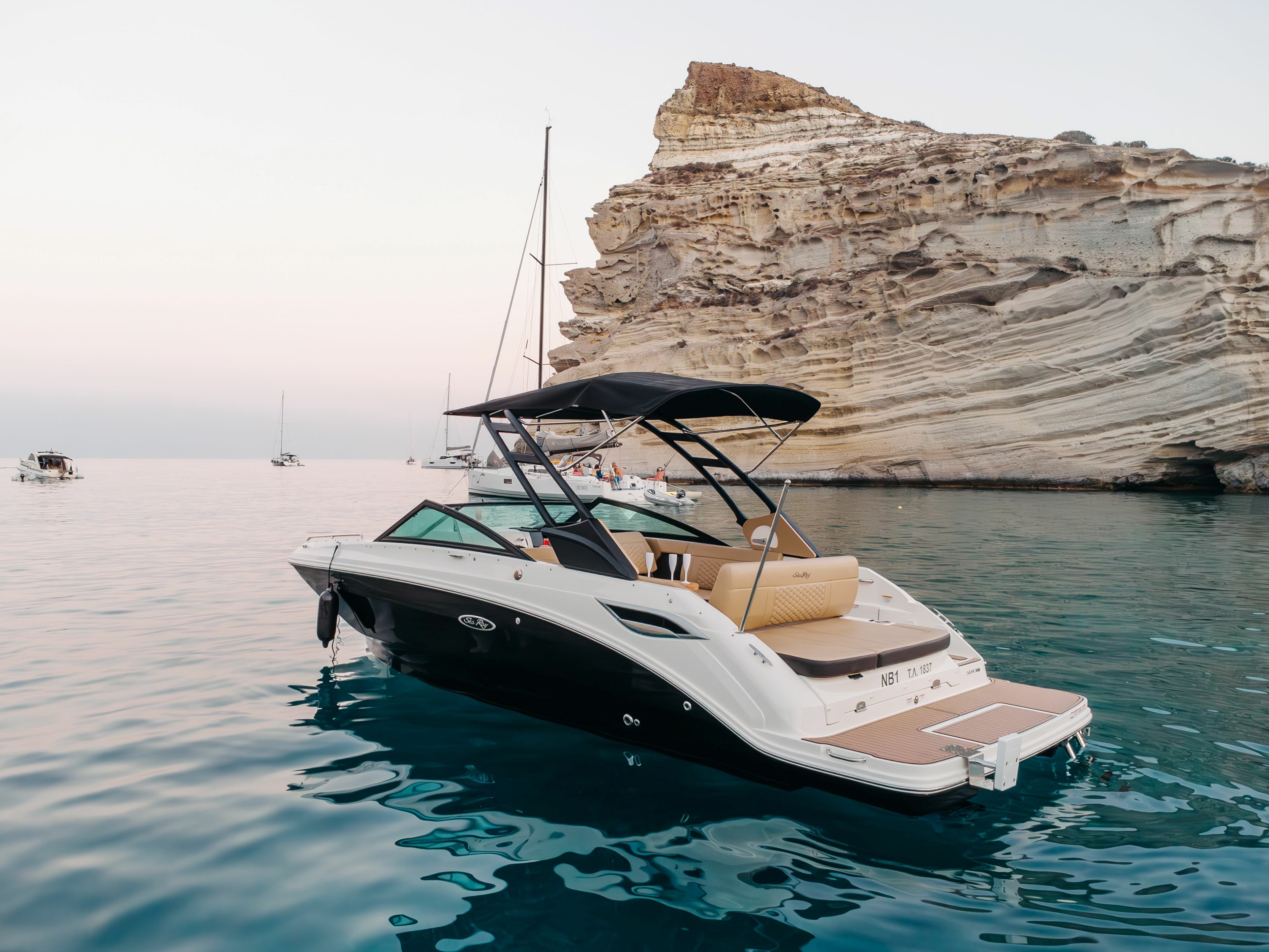 Sea Ray 250 | Sea Ray NBI