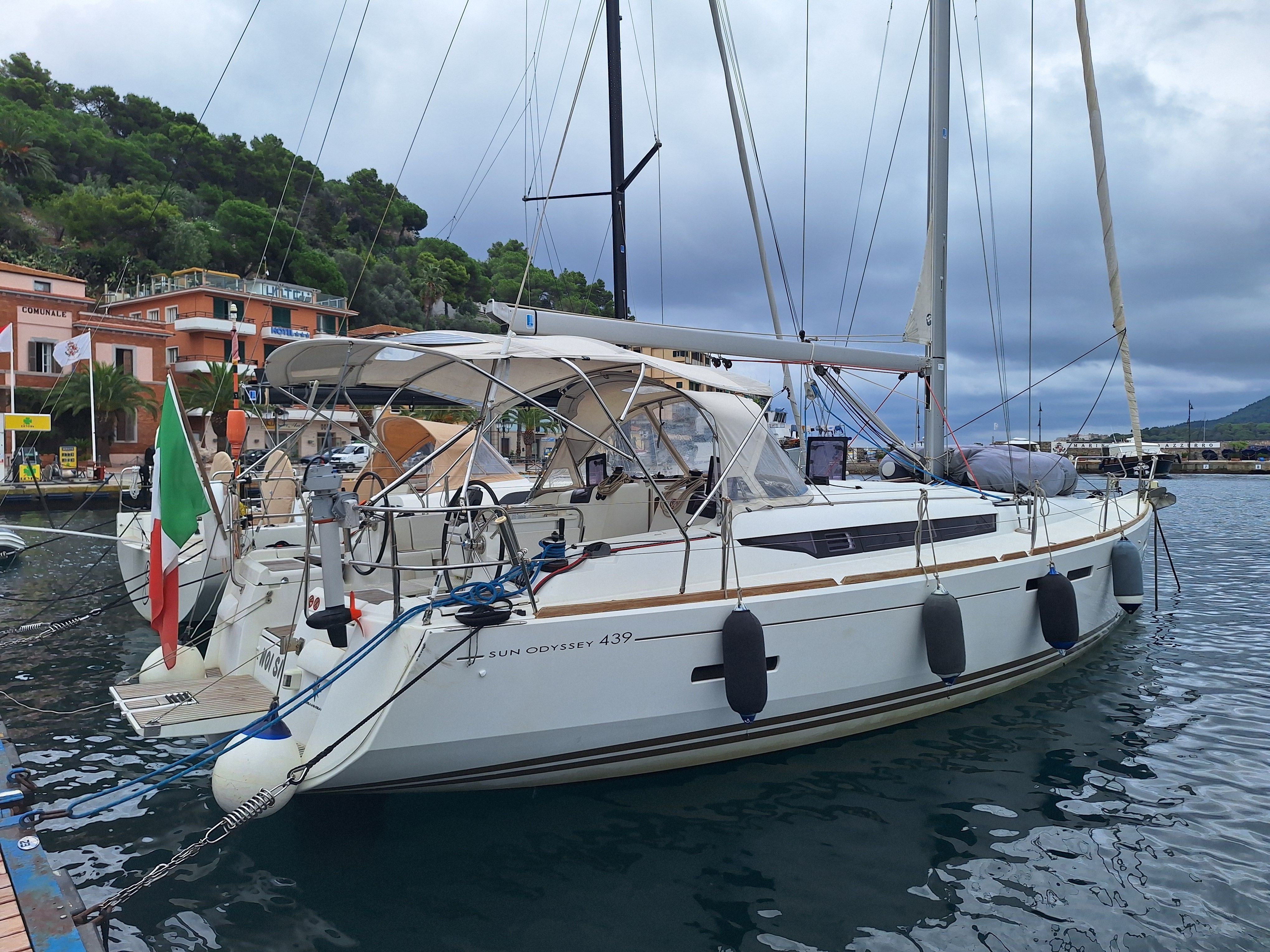 Jeanneau Sun Odyssey 439 | Noi Si Va