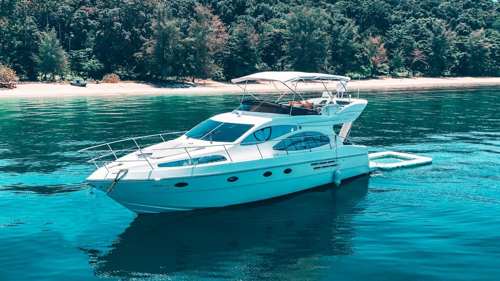 Azimut 46 | Aqua