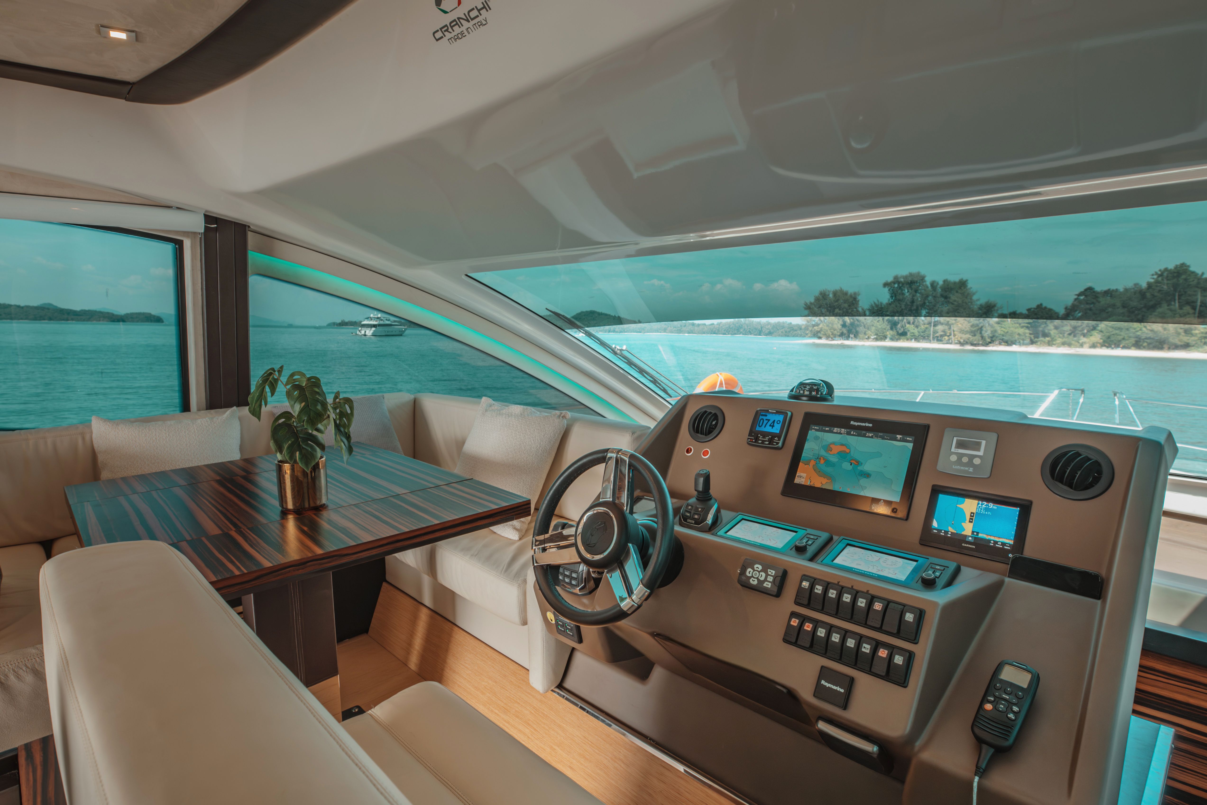 Cranchi 58 | Scenery