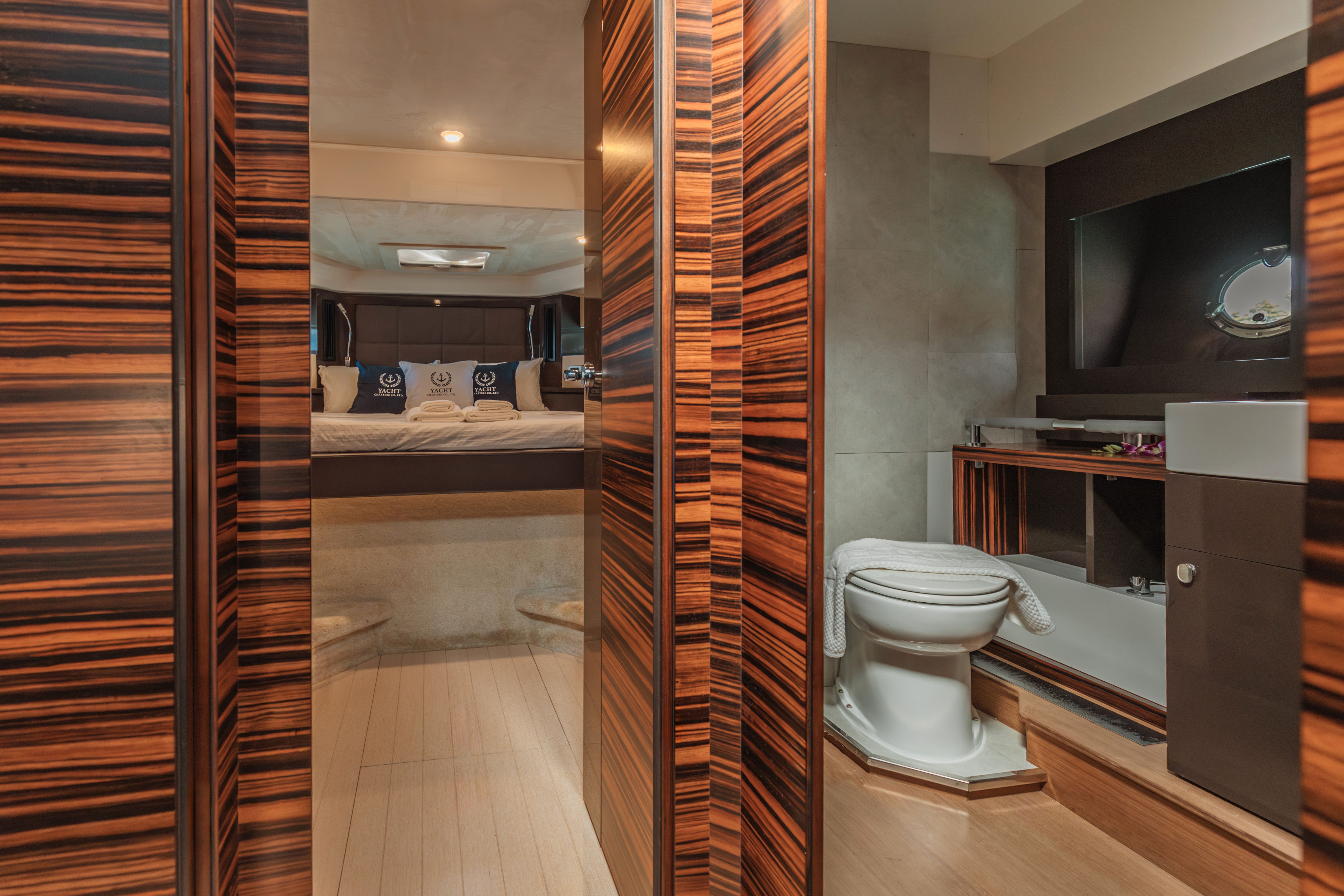 Cranchi 58 | Scenery