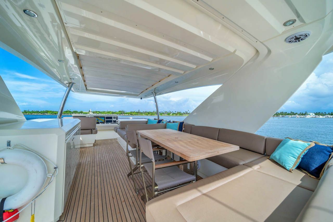 Prestige 750 | Oceana