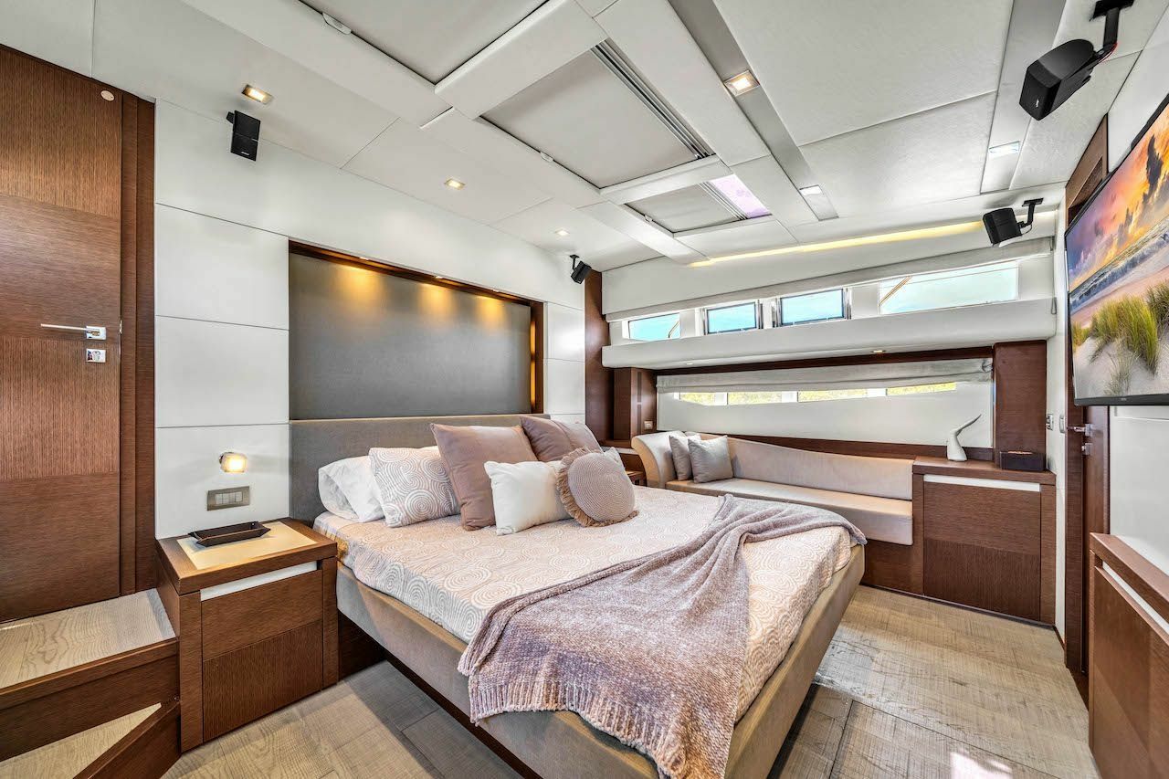 Prestige 750 | Oceana
