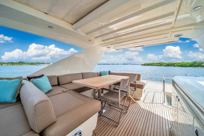 Prestige 750 | Oceana