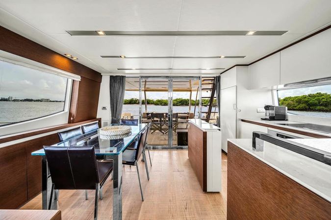 Prestige 750 | Oceana