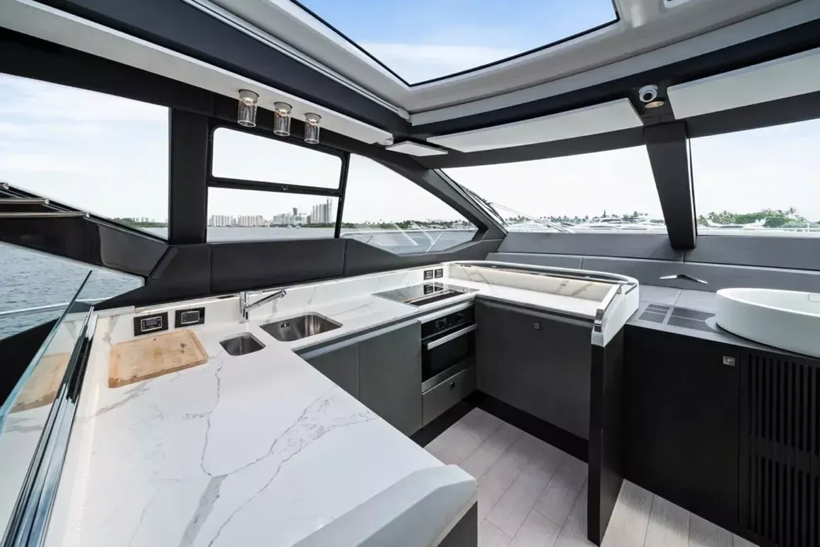 Azimut S7 | Water You Doing