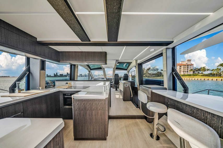 Galeon 640 Fly | 7 Seas