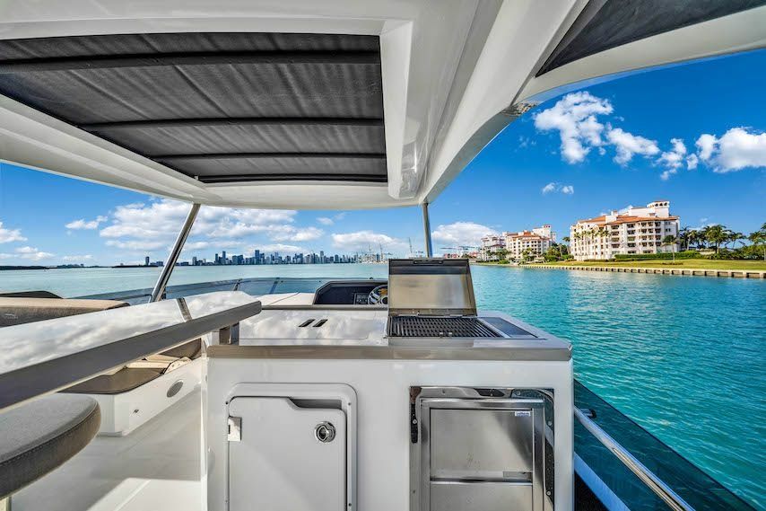 Galeon 640 Fly | 7 Seas