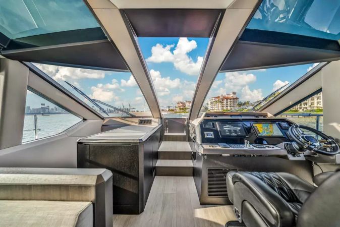 Galeon 640 Fly | 7 Seas