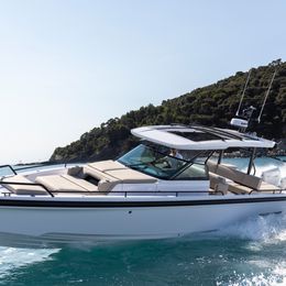 Axopar 37 Sun Top | Daniela 1