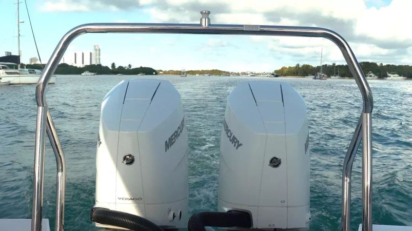 Axopar 37 Sun Top | Daniela 1