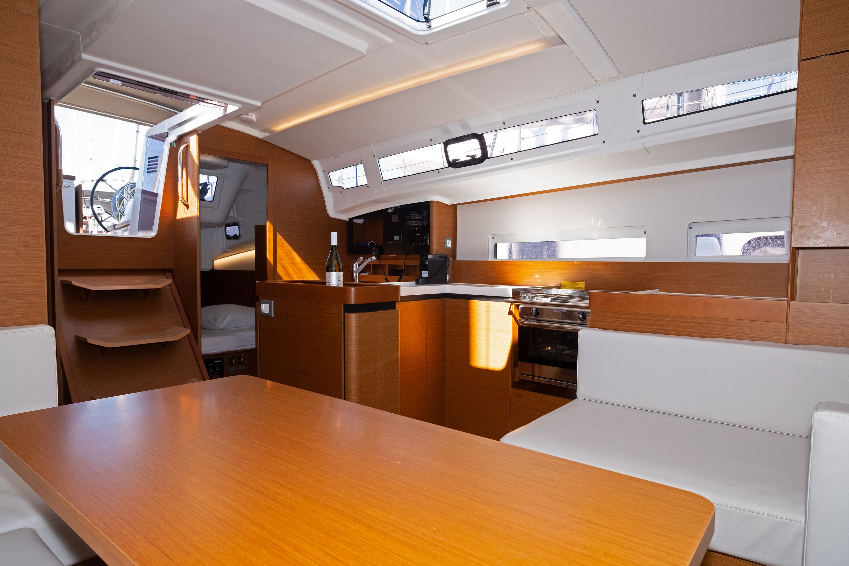 Jeanneau Sun Odyssey 410 | Lowe