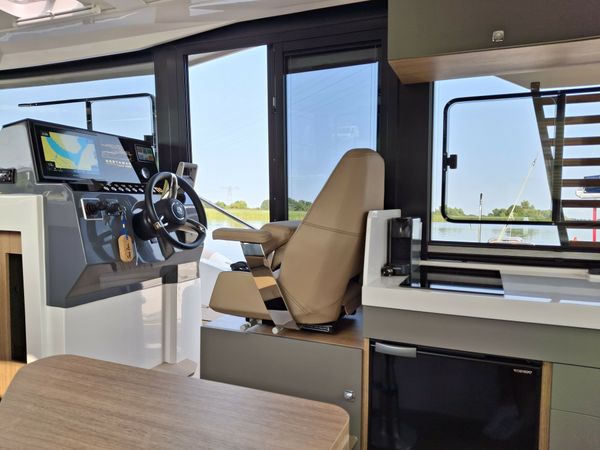 Northman 1050 Trawler | Sea Lion