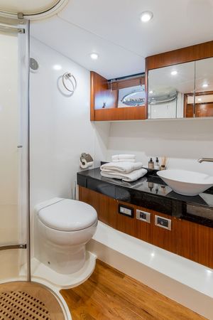 Sunseeker 72 | The Office