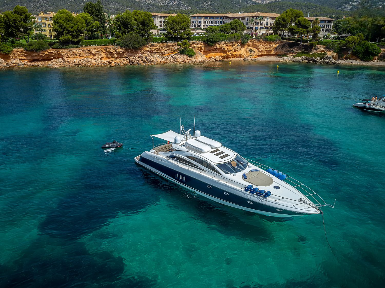 Sunseeker 72 | The Office