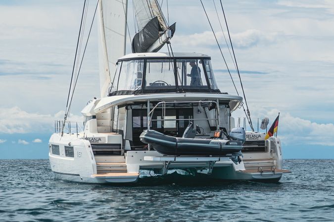 Lagoon 51 | Selanja
