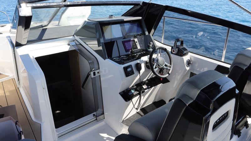 Karnic CS 10 | Blue Lagoon Flyer
