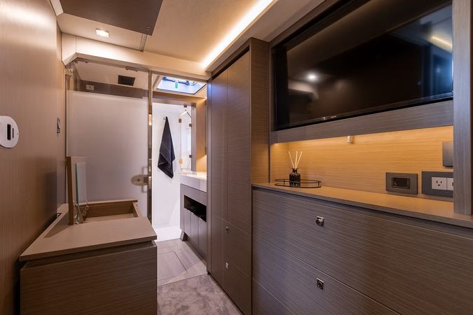 Leopard 46 | Moorings 25