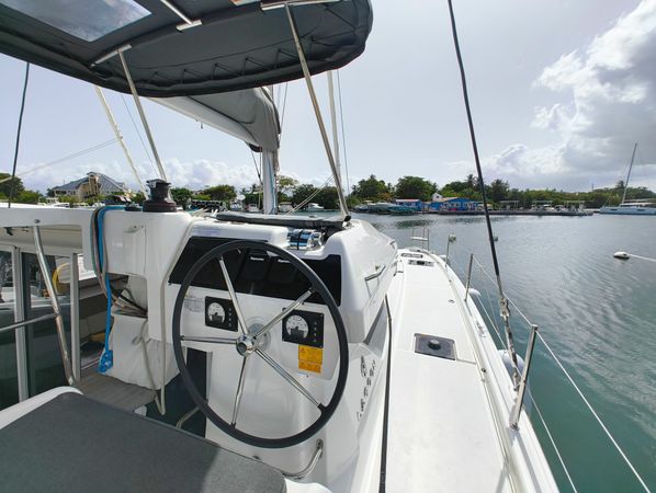 Lagoon 38 | Doudou