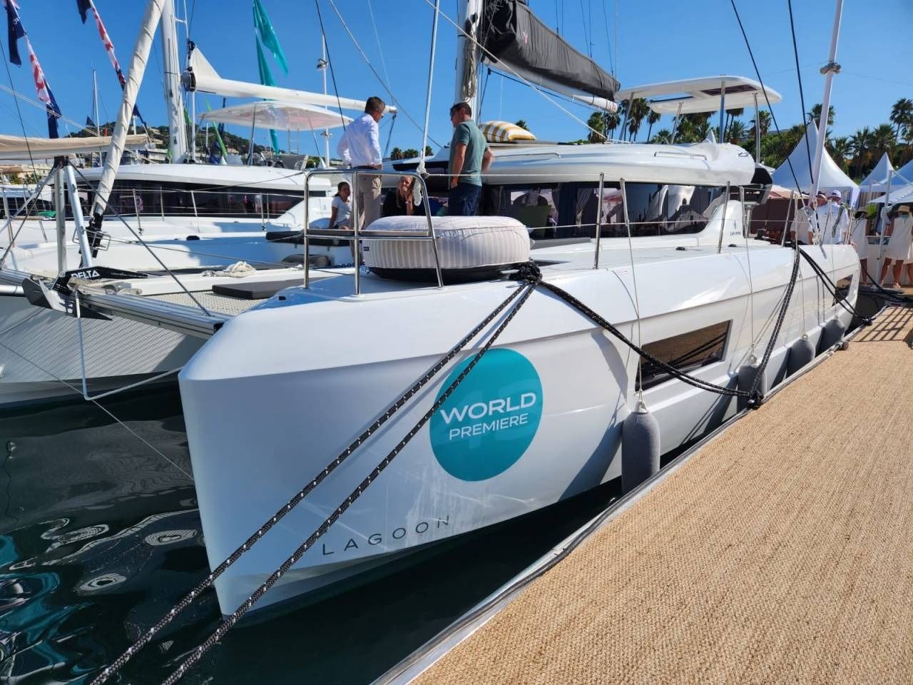 Lagoon 43 | Solara
