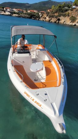 Volos Marine GT23 Open | Hermes