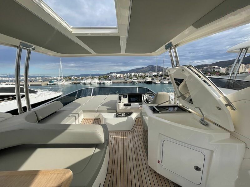 Absolute 52 Fly | Oxygen