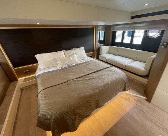 Absolute 52 Fly | Oxygen